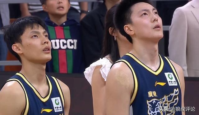 华体会体育app下载-杜锋：徐杰和胡明轩身体都不好一直在坚持 希望最后几场继续拼